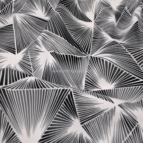 Trójkąty 3D 3a.jpg