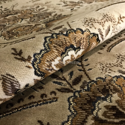 tkanina pluszowa w kwiaty